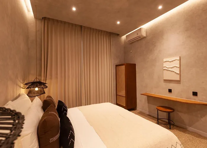 Casa Amani Industrial Style *
