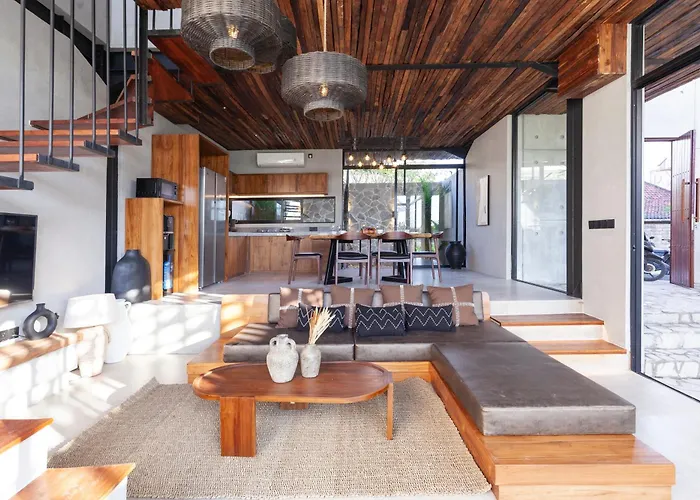 Casa Amani Industrial Style Villa Kerobokan